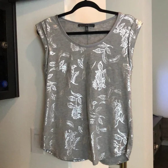 WHBM Metallic Scoop Neck Tank - Picture 6 of 8
